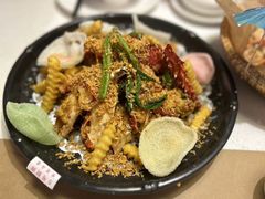 避风塘炒石岩蟹-79号渔船海鲜饭店(宝安店)