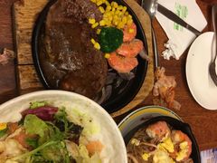 -玛格萝妮比萨屋(四平店)