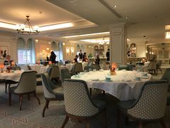 -The Diamond Jubilee Tea Salon at Fortnum & Mason