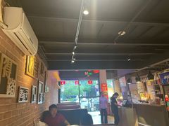 大堂-湘语·湖南家常菜(新洲店)