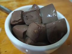 嫩滑靓猪红-华哥新鲜猪精品美食
