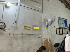-陈氏老字号十三小炸炸店