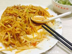 鱼香肉丝盖浇饭-老头盖浇饭(南京新街口明瓦廊宏光酒店店)