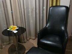 -上海虹桥西郊假日酒店