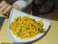 -万里闯关东铁锅炖菜馆(高新旗舰店)