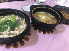 -阿隆煲店(秀仁苑店)
