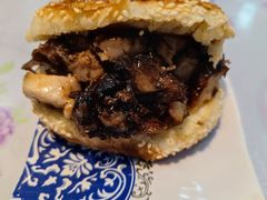 烧饼夹肘子-傅记酱肉