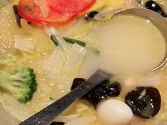 -外婆私房菜(新亚百货店)