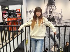 -百年港湾奥特莱斯(香炉礁店)