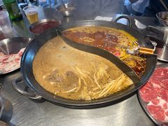 -鹿鸣山草本茶香火锅(园西路店)