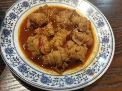 -爆炸头阿姨小四川正宗川味小吃(无任何分店)