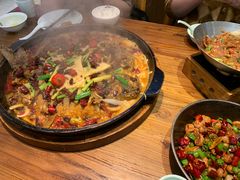 酸笋炒螺蛳-亚皆老街南宁老友粉·米粉(印象城店)