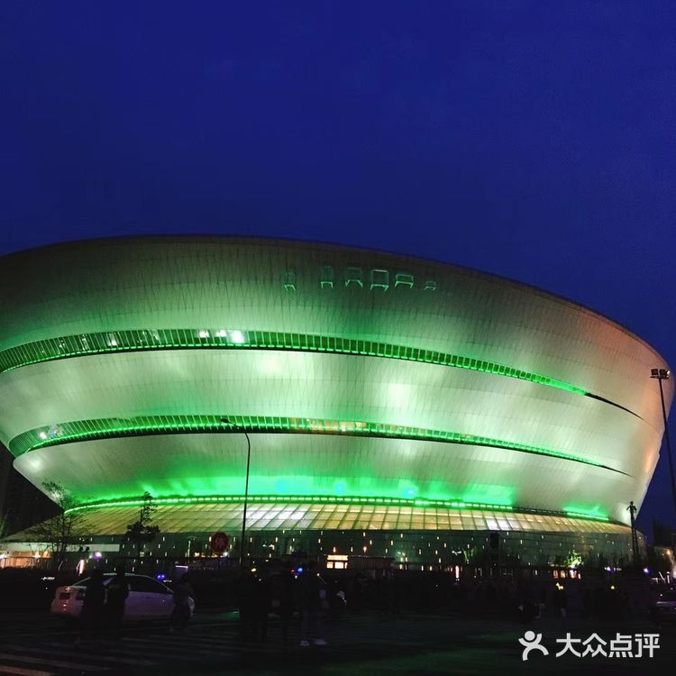 成都攻略| 五粮液成都演艺中心，我们的大魔方