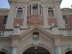 -香港大学