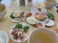 -桥香园云南过桥米线(金马碧鸡店)