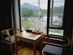 -铂逸梦秦酒店(横店梦幻谷店)