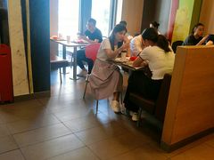 大堂-麦当劳(总统大酒店店)