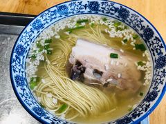 枫镇肉面-裕兴记·三虾面(西北街总店)