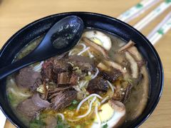 -花溪巷牛肉粉(泉城路店)