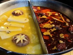 -湊湊火锅·茶憩(新中关购物中心店)
