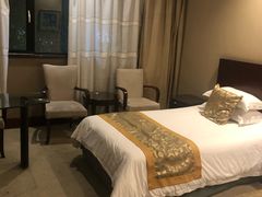 -春兰国宾馆(凤城河风景区老街店)