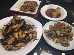 -梅飞酒家(名辉豪庭店)