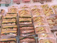 -巴黎贝甜(大宁国际商业广场店)