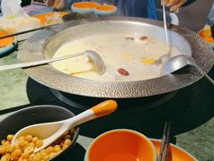 -麻田会 ·鲜活现烹·牛蛙火锅(珠江新城维家思广场店)