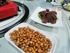 -墨脱石锅椰子鸡•香草鸭•东山羊(大东海店)