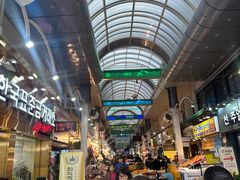-西归浦每天偶来市场