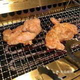 到就坐后服务女生及时的服务，无论是加料，换盘