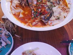-巴特餐饮6加1音乐餐吧·新疆菜