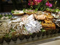 -海吃海喝海鲜烤肉餐厅