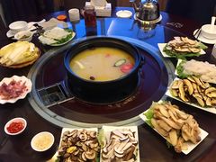 -野菌皇海景野生菌火锅(滨海大道店)