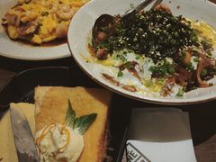 滑蛋虾仁炒叉烧-来龙里 精致 东南亚餐室(万象城店)