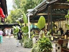 -浮何烤铺(桐梓林店)