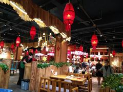 大堂-老滇山寨•云南特色菜•地方菜•民族风情歌舞表演(金碧店)