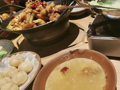 -川堂风·跷脚牛肉·乐山爆炒(宝山日月光店)