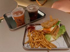 -SAANCI山池咖啡(海上世界文化艺术中心店)