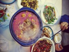昂丁鱼豆腐锅子-黄牛肉馆·皖南土菜