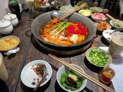 -四小区火锅·巷子里的重庆火锅(花照壁店)