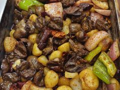 -老东镇啤酒屋海鲜加工·蒸汽海鲜·海鲜烧烤(台东店)