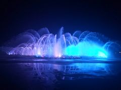 -东港音乐喷泉广场