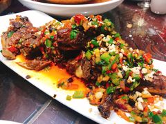 -万重锦·人文川菜馆(骡马市店)