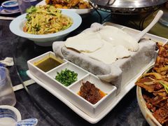 -95号酱骨·一块豆腐(展春园西路店)