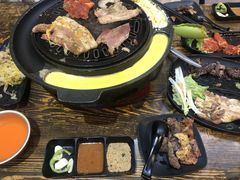 -胡悦里韩式烤肉(芝罘万达广场店)