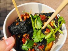 长沙臭豆腐-黑色经典臭豆腐·湖南特产(步行街店)