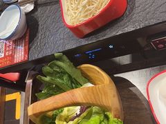 -醉董牛川派鲜肉自选火锅(烟台店)