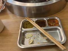 -滋滋烤肉(解放路创客店)