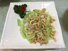 -宜宾海鲜酒家·三十年老字号